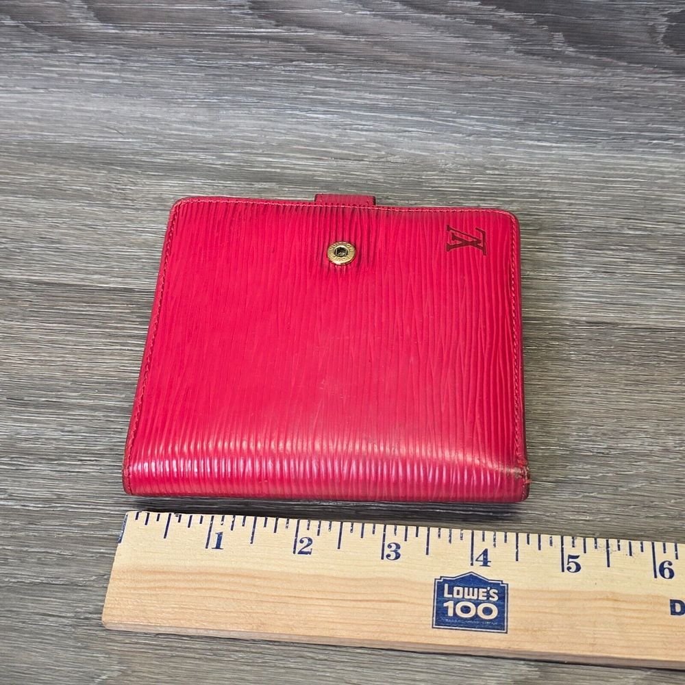 Louis Vuitton Red Leather‎ Epi Leather Bi Fold Wallet Womens - Picture 14 of 16